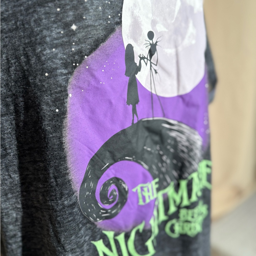 3/$15 - Disney Charcoal Nightmare Before Christmas Tee - Size XL - Picture 9 of 11